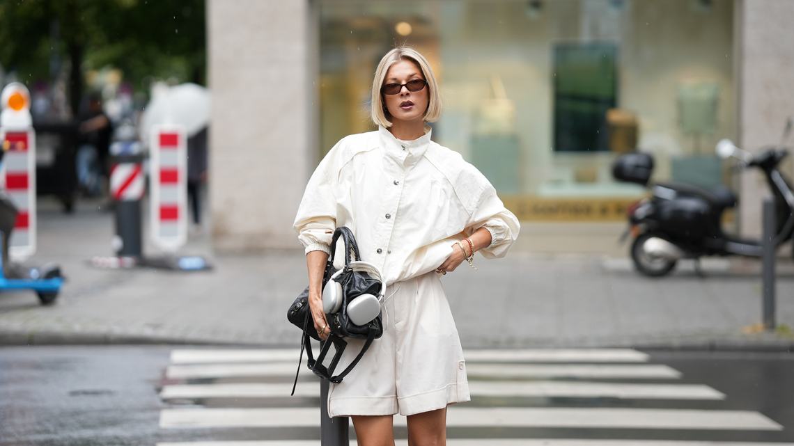 NYC 'It' Girls Wear These Chic Lounge Sets (and They Feel Like Sweats) 