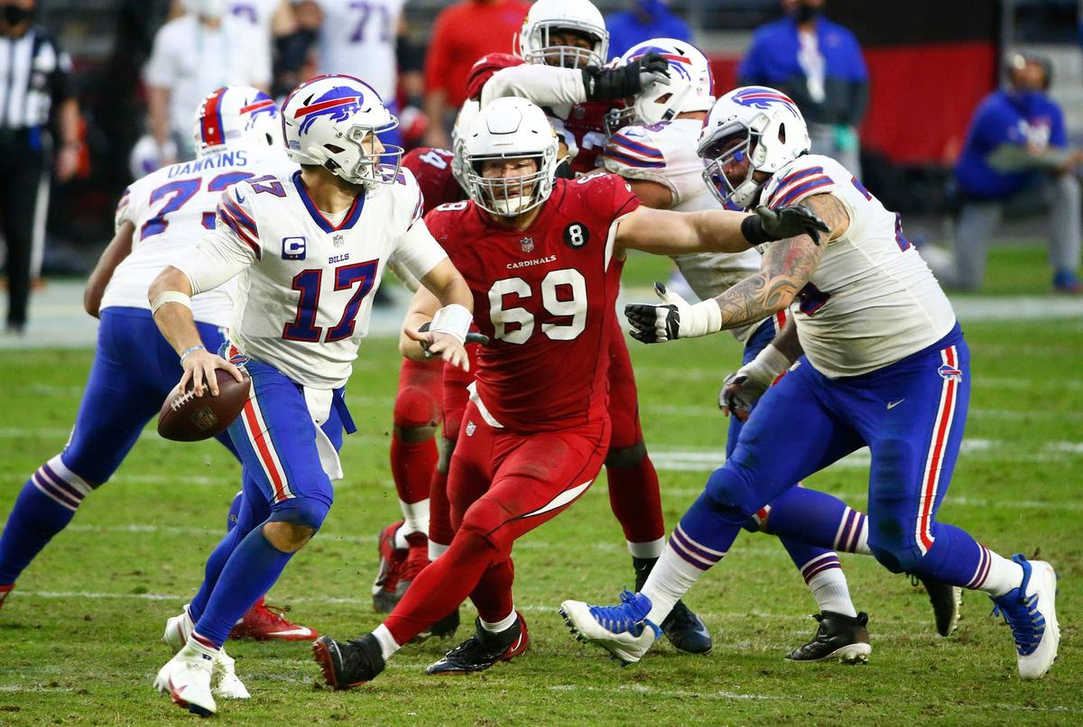  Cardinals' Josh Mauro (69) puts pressure on Bills' Josh Allen (17) during the fourth quarter at State Farm Stadium in Glendale, Ariz. on Nov. 15, 2020. 