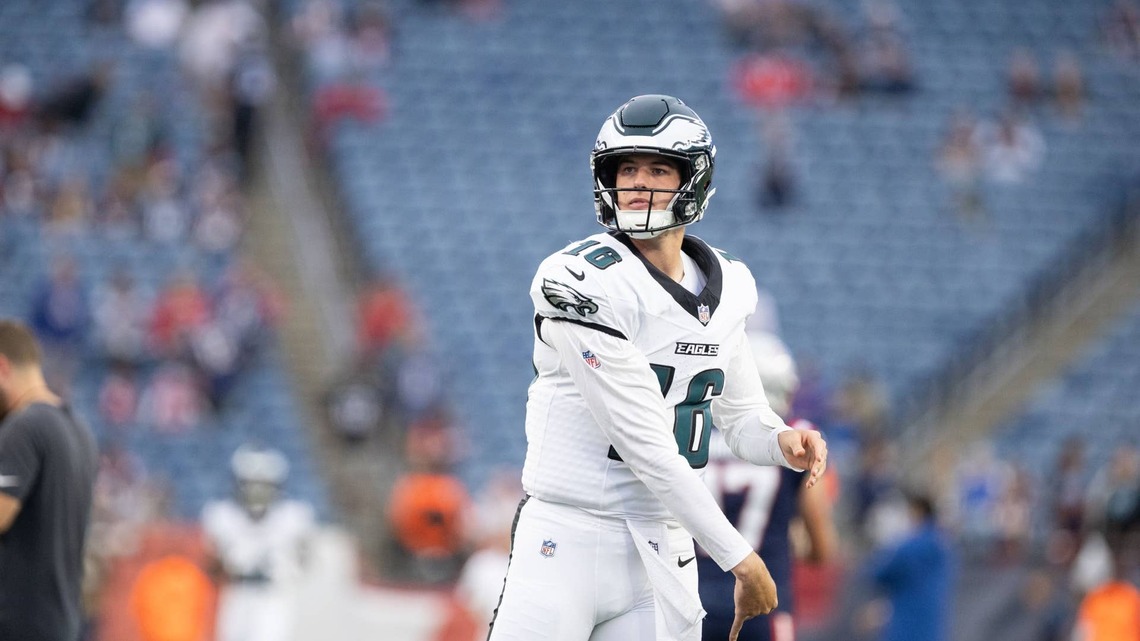 Tanner McKee Reacts to Taking Over Starting QB Spot for Eagles With Jalen Hurts Sidelined 