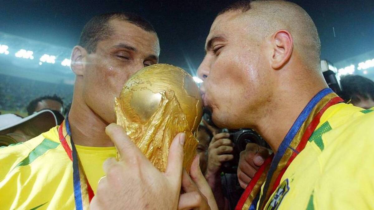  Ronaldo got his revenge in 2002. | Ulmer/IMAGO 