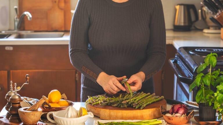 GI Experts Reveal the Best Foods for Reducing Gas and Bloating