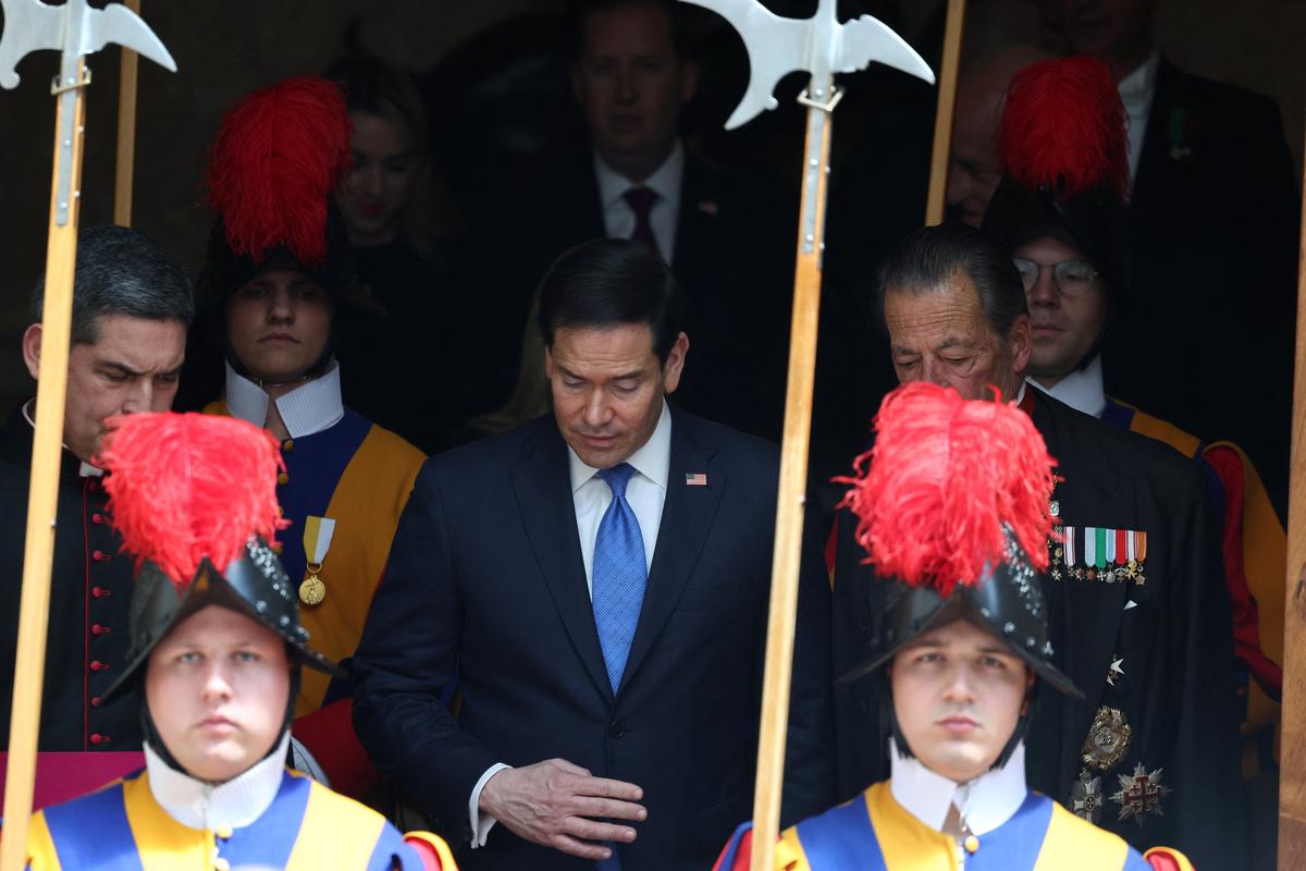 U.S. Secretary of State Marco Rubio leaves the San Damaso courtyard after meeting Pope Leo XIV at the Vatican, May 7, 2026. REUTERS/Yara Nardi