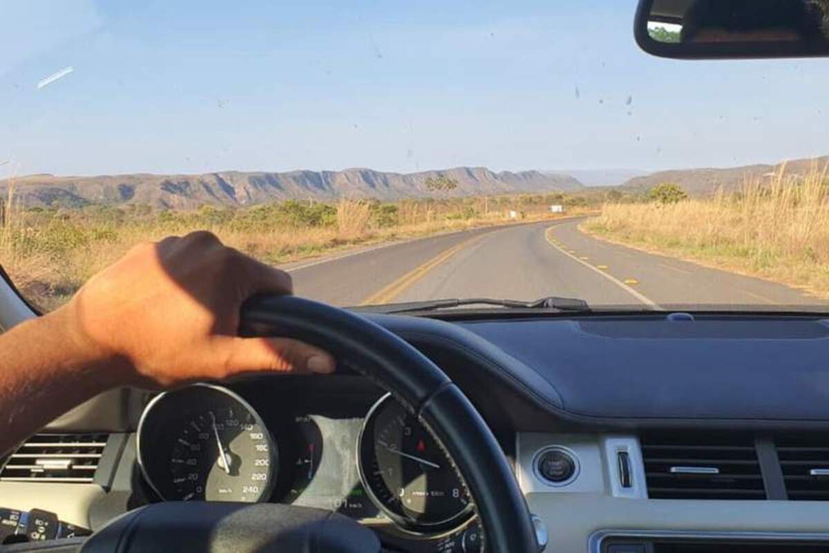  he Best Commute on Earth. Whether you’re driving or being chauffeured, that first glimpse of the mountains is where the stress finally stops and the magic starts. Photo credit: Felipe and Melissa Machado TripVista360 