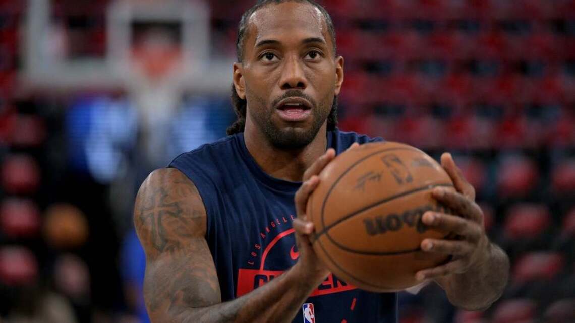 Report: Raptors, Kawhi Leonard to begin extension talks 