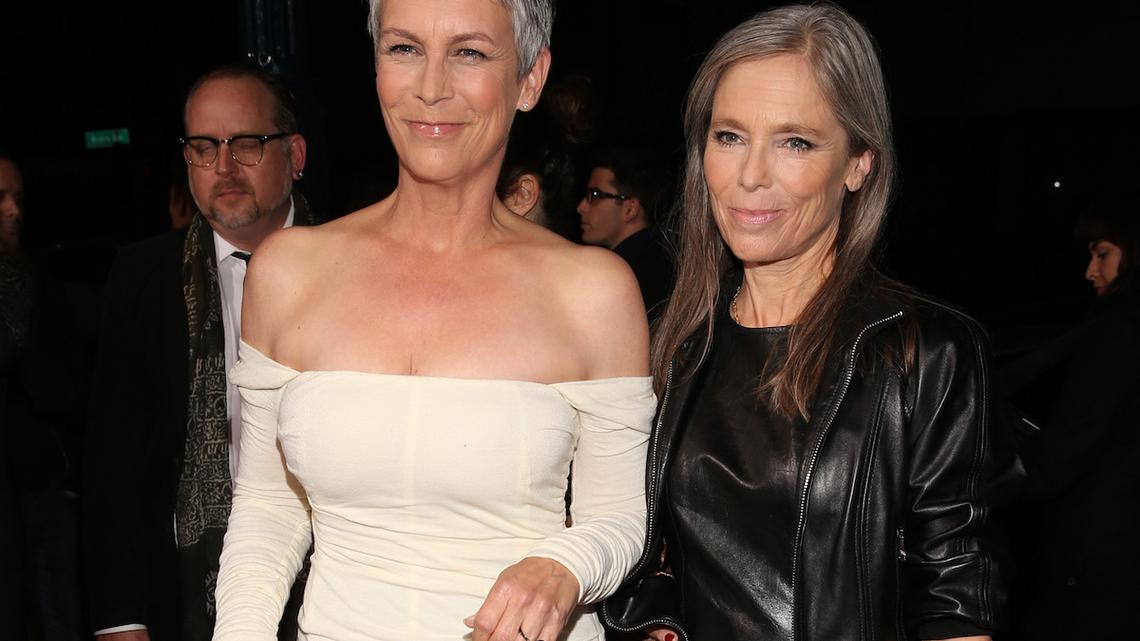 Jamie Lee Curtis shares pre-wedding photos with late sister: 'I miss her'