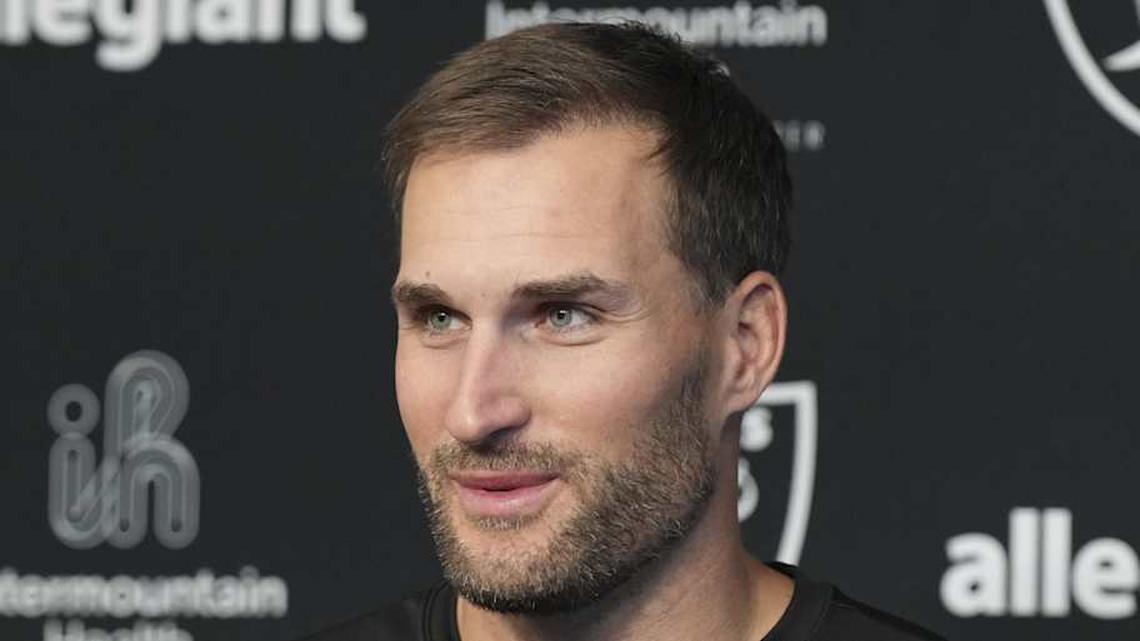  Apr 8, 2026; Las Vegas, NV, USA; Las Vegas Raiders quarterback Kirk Cousins speaks at a press conference at Intermountain Health Performance Center. Mandatory Credit: Candice Ward-Imagn Images | Candice Ward-Imagn Images 