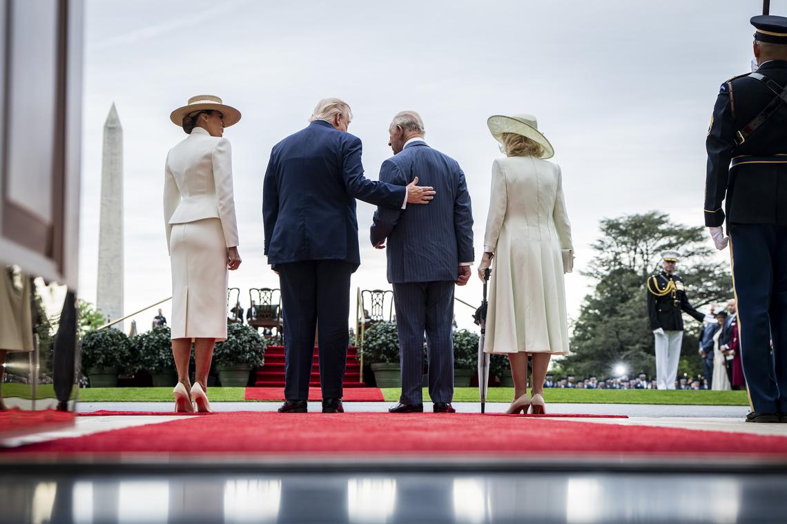 From left: First lady Melania Trump and President Donald Trump greet King Charles III and Queen Camilla during an arrival ceremony on the South Lawn of the White House in Washington, on Tuesday, April 28, 2026. (Haiyun Jiang/The New York Times)