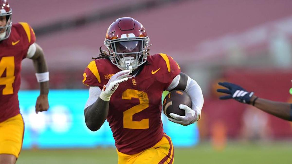  Sep 6, 2025; Los Angeles, California, USA; USC Trojans running back Waymond Jordan (2) Georgia Southern Eagles defensive back Ayden Jackson (5) and runs into the end zone for a touchdown during the second half at the Los Angeles Memorial Coliseum. Mandatory Credit: Jayne Kamin-Oncea-Imagn Images | Jayne Kamin-Oncea-Imagn Images 