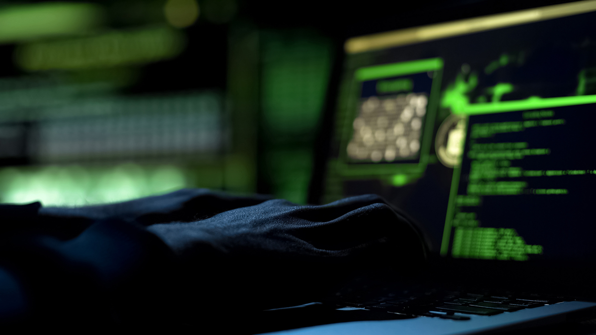 IBM, AT&T accused by whistleblower of covering up foreign hacks