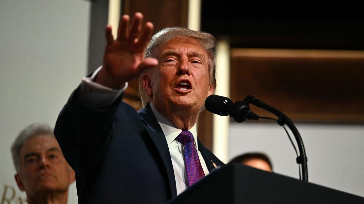 US-POLITICS-HEALTHCARE-TRUMP. US President Donald Trump takes questions from the press during a healthcare affordability event in the South Court Auditorium of The White House in Washington, DC, on May 18, 2026. 