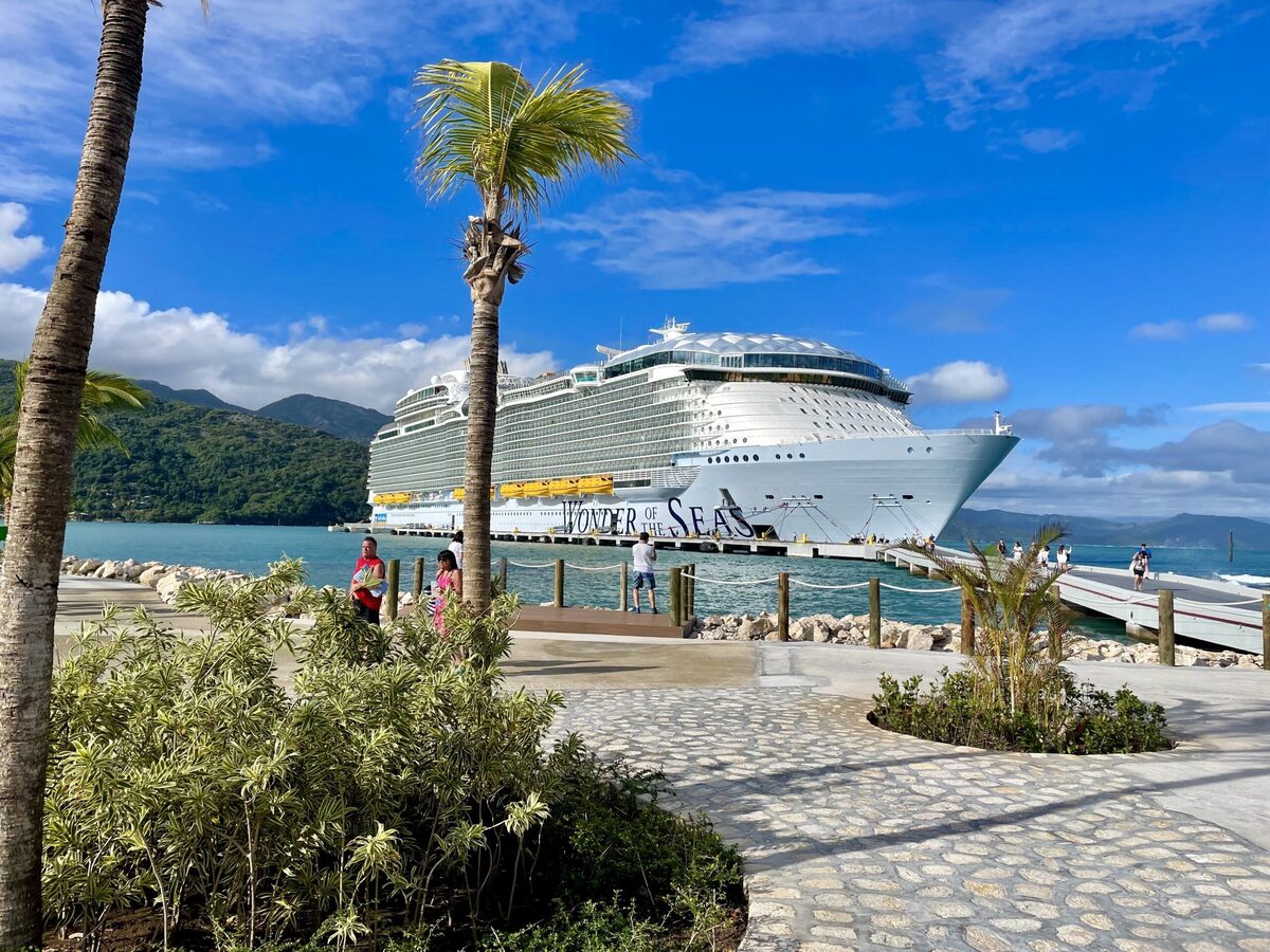  The Royal Caribbean Wonder of the Seas. Photo credit: Melody Pittman 