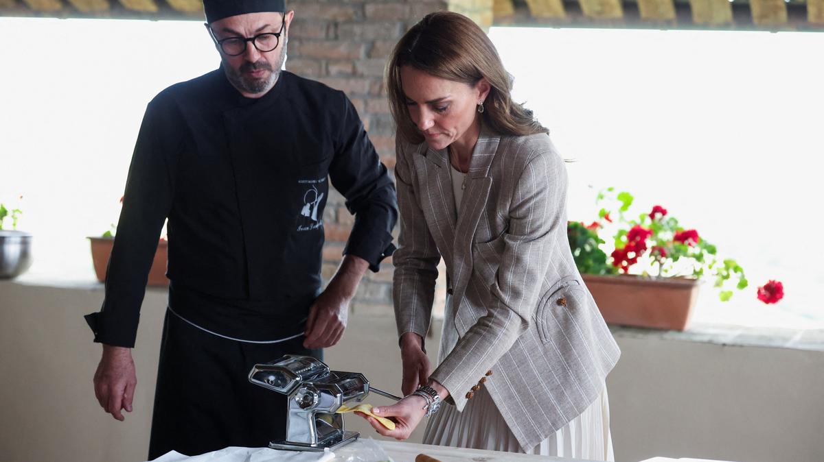Britain's Kate, Princess of Wales, helps prepare lunch at rural Agriturismo 'Al Vigneto' as she concludes a two-day visit to the region, in Felino, in the province of Parma, Italy, May 14, 2026. REUTERS/Phil Noble/Pool