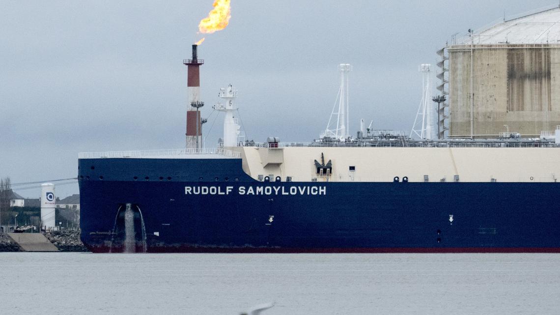Javier Blas: An LNG glut is on its way 