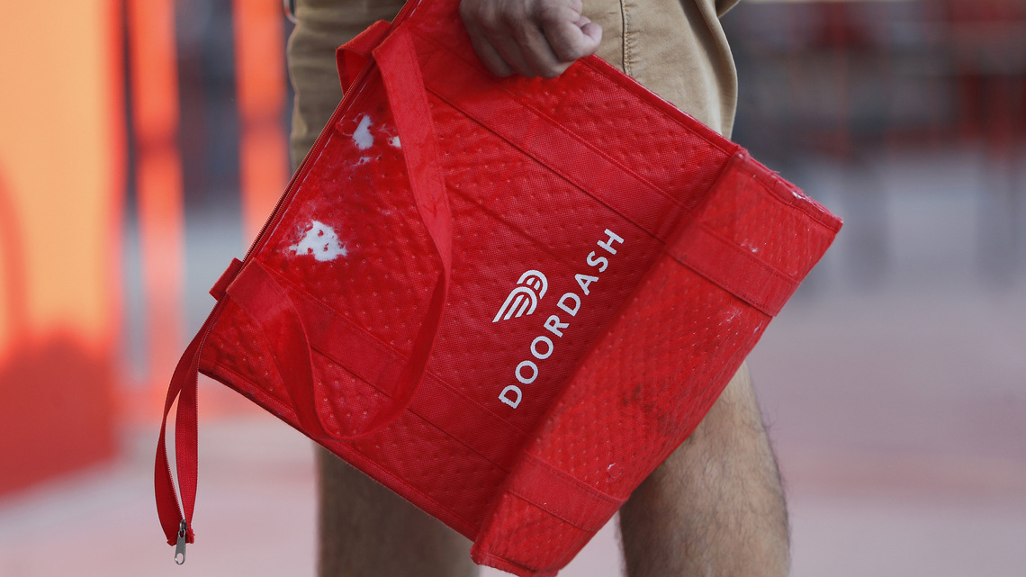 DoorDash soon could acquire grocery delivery service Instacart 
