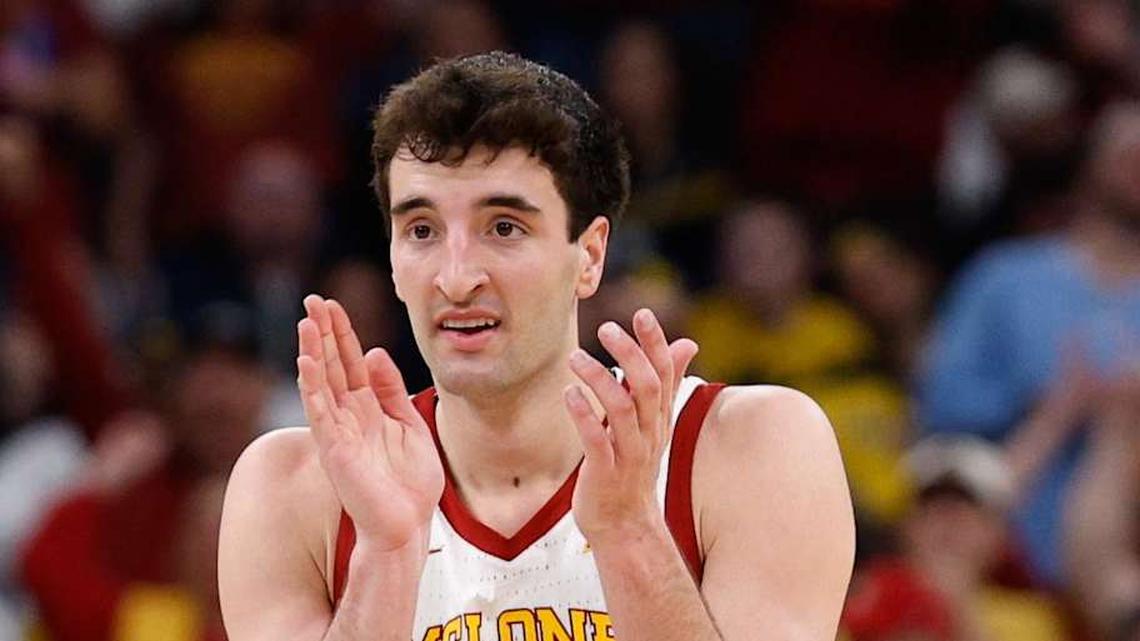  Mar 27, 2026; Chicago, IL, USA; Iowa State Cyclones forward Milan Momcilovic (22) reacts in the first half against the Tennessee Volunteers during a Sweet Sixteen game of the Midwest Regional of the men's 2026 NCAA Tournament at United Center. Mandatory Credit: Kamil Krzaczynski-Imagn Images | Kamil Krzaczynski-Imagn Images 