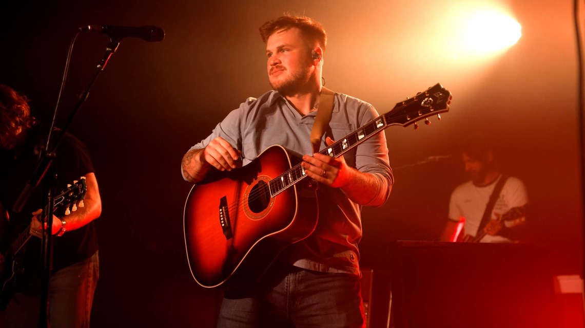 Zach Bryan Ticket Searches Surge More Than 5,000% After 2027 Tour Announcement-How To Get Yours 