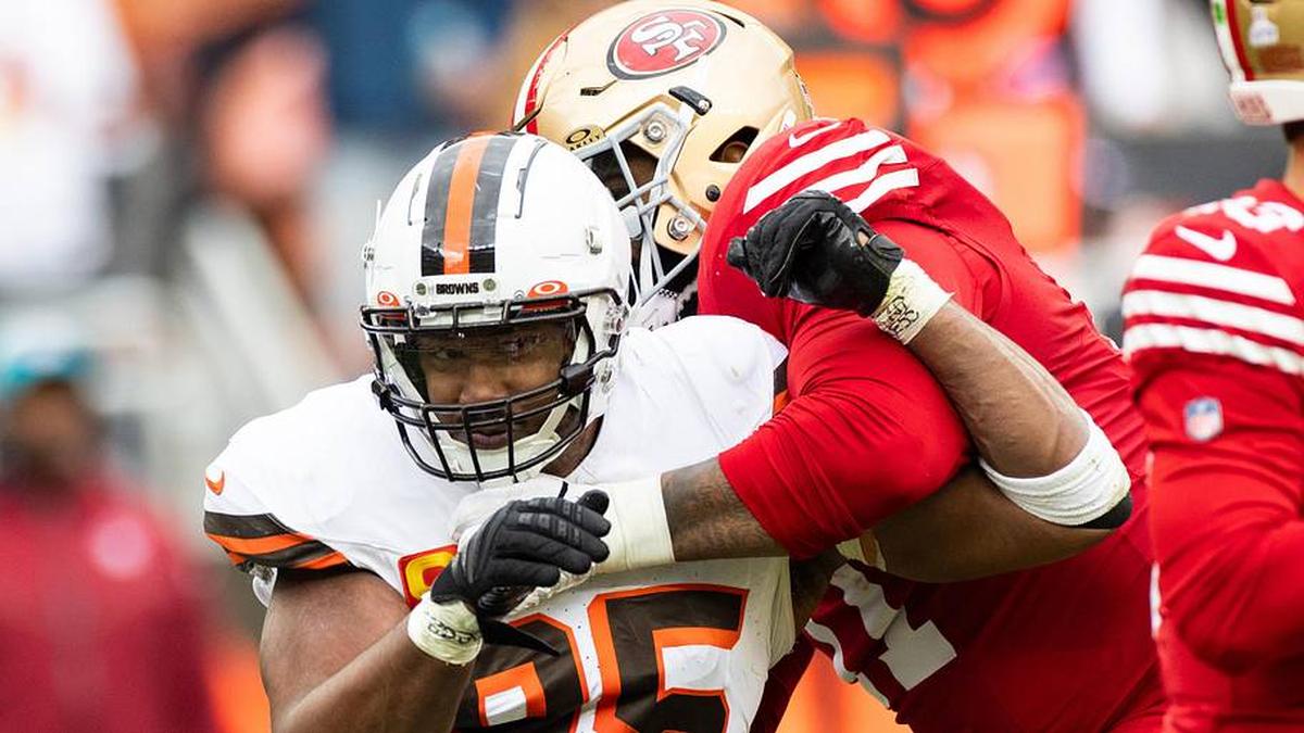 Oct 15, 2023; Cleveland, Ohio, USA; Cleveland Browns defensive end Myles Garrett (95) is blocked by San Francisco 49ers offensive tackle Trent Williams (71) during the third quarter at Cleveland Browns Stadium. Mandatory Credit: Scott Galvin-Imagn Images | Scott Galvin-Imagn Images 