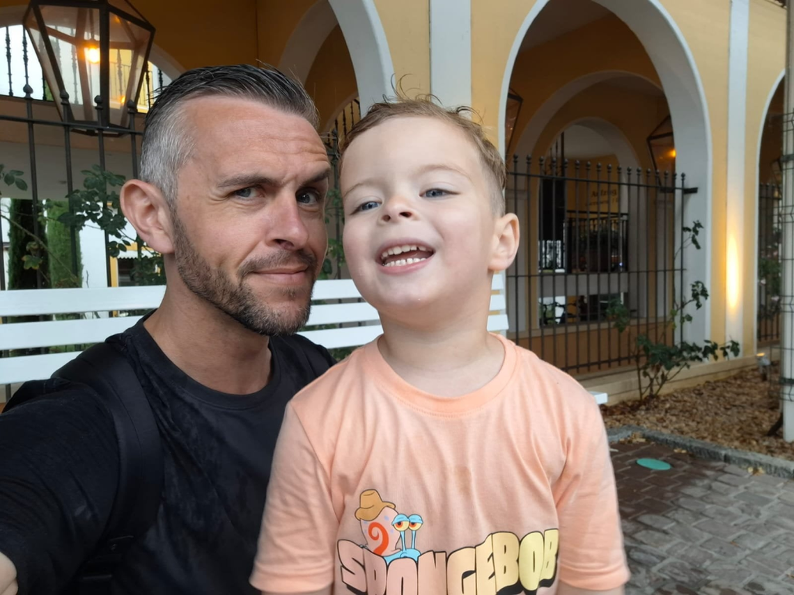  (Ian Hemms via SWNS) 