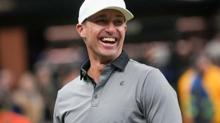 Drew Brees to enter Saints Ring of Honor on Oct. 11