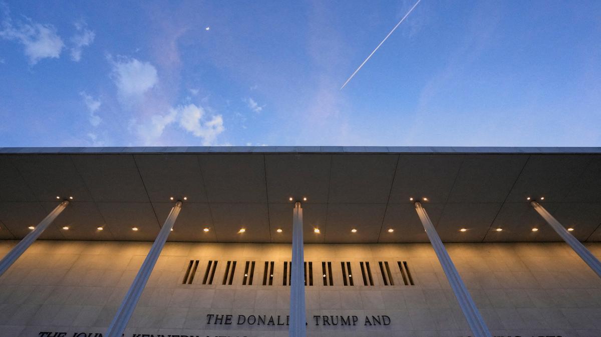 FILE PHOTO: The facade of the John F. Kennedy Memorial Center for the Performing Arts, renamed The Donald J. Trump and The John F. Kennedy Memorial Center for the Performing Arts, by the Trump administration, in Washington, D.C., U.S., April 23, 2026. REUTERS/Ken Cedeno/File Photo