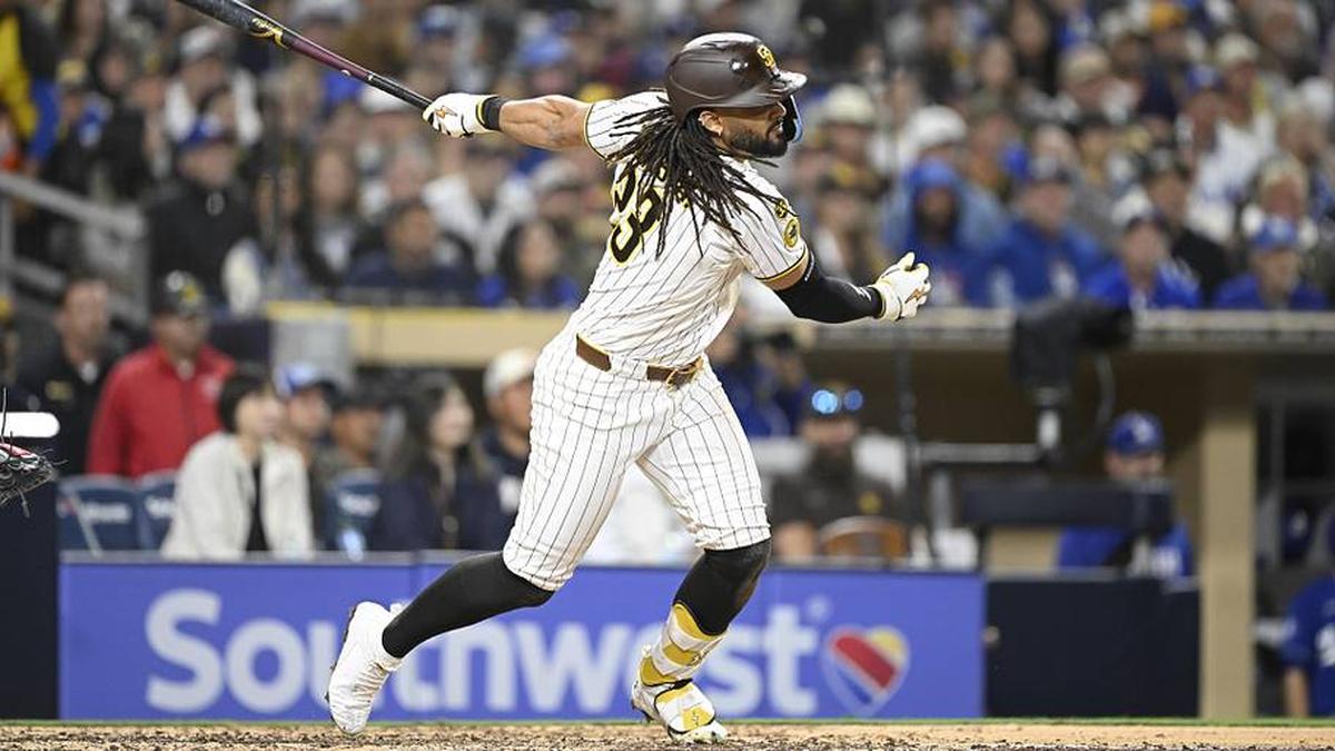  San Diego Padres outfielder Fernando Tatis Jr. has won two Platinum Gloves in the past three seasons. | Denis Poroy-Imagn Images 