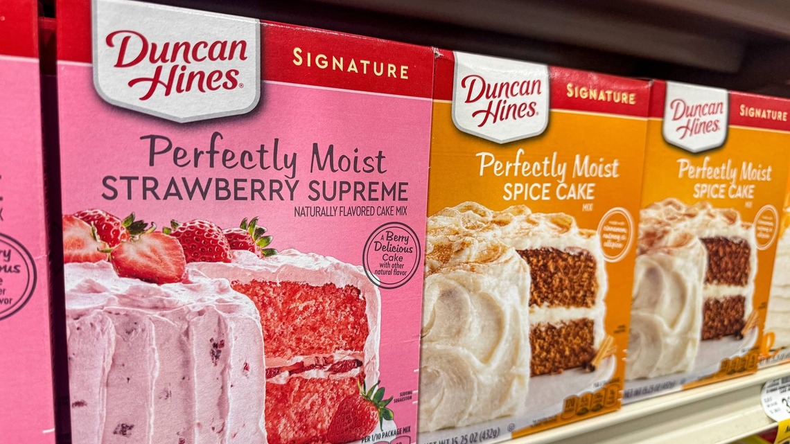 In 1935, a Traveling Salesman Named Duncan Hines Sent Friends a List of 167 Restaurants to Try; His Name Later Became One of America's Biggest Baking Brands 