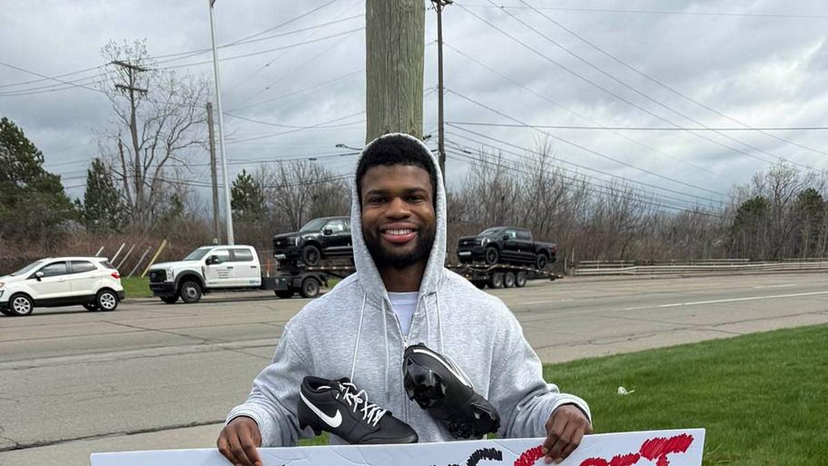  A look at McGee's sign from his day standing outside the Lions' facility. | Courtesy of Freddie McGee III 