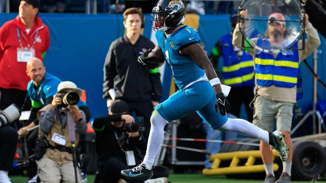 Ranking the Top 2026 NFL Free-Agent Running Backs for Fantasy Football 