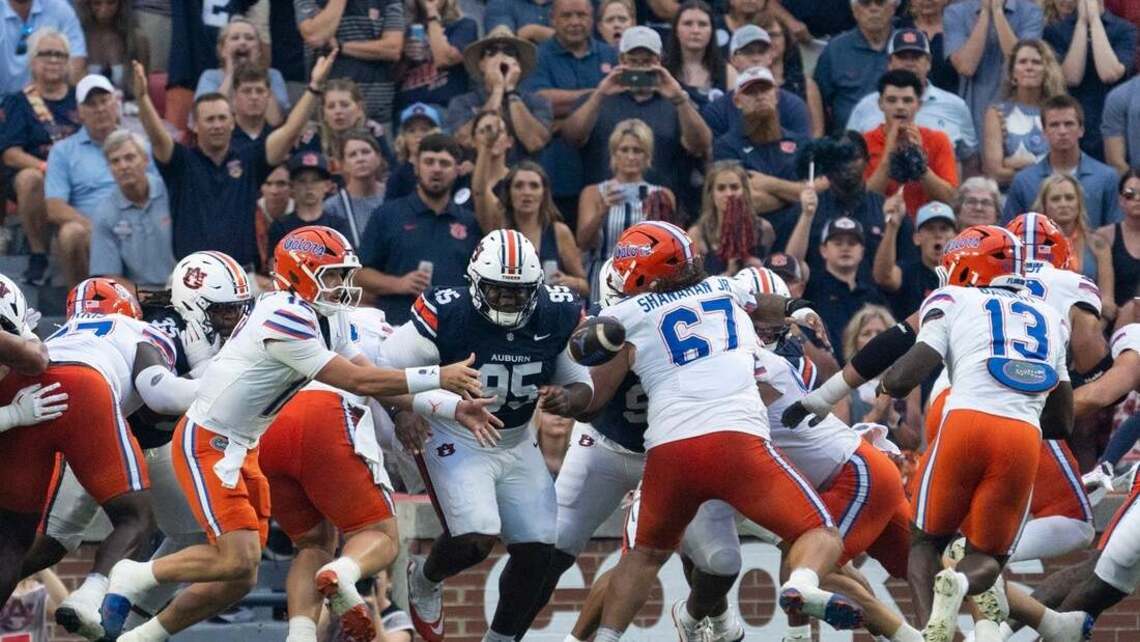 Jadan Baugh, Florida run up lead, hold off Auburn 