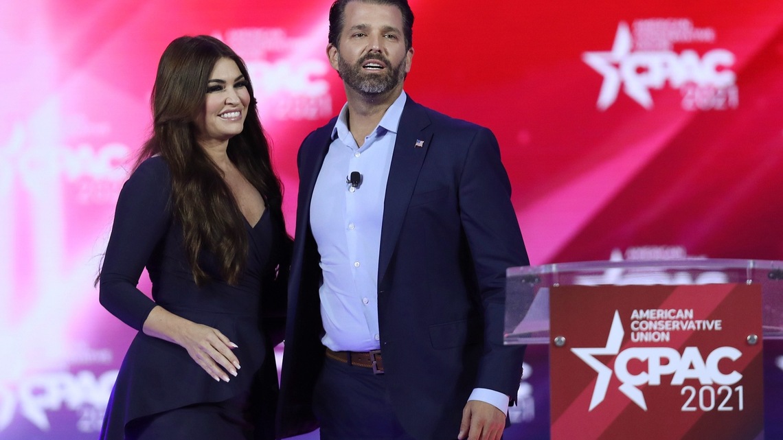 Trump Jr. appears to have cut all ties to his former fiancée. There was a deal