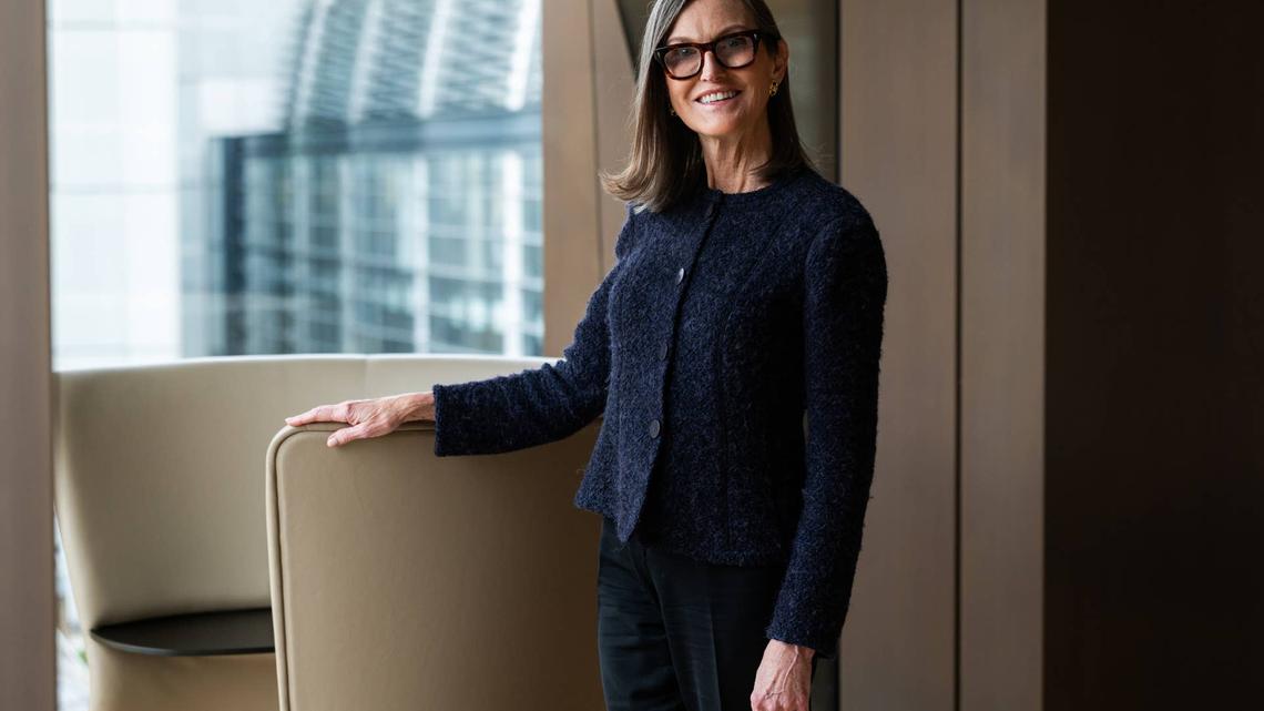 Cathie Wood doubles down on Elon Musk's Starlink-Starship vision 