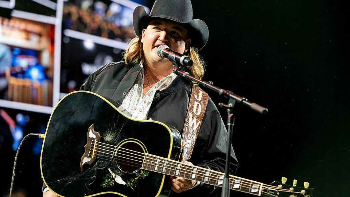 Country Star Taking a Break From Music, Announces Plans to Focus On Personal Life 