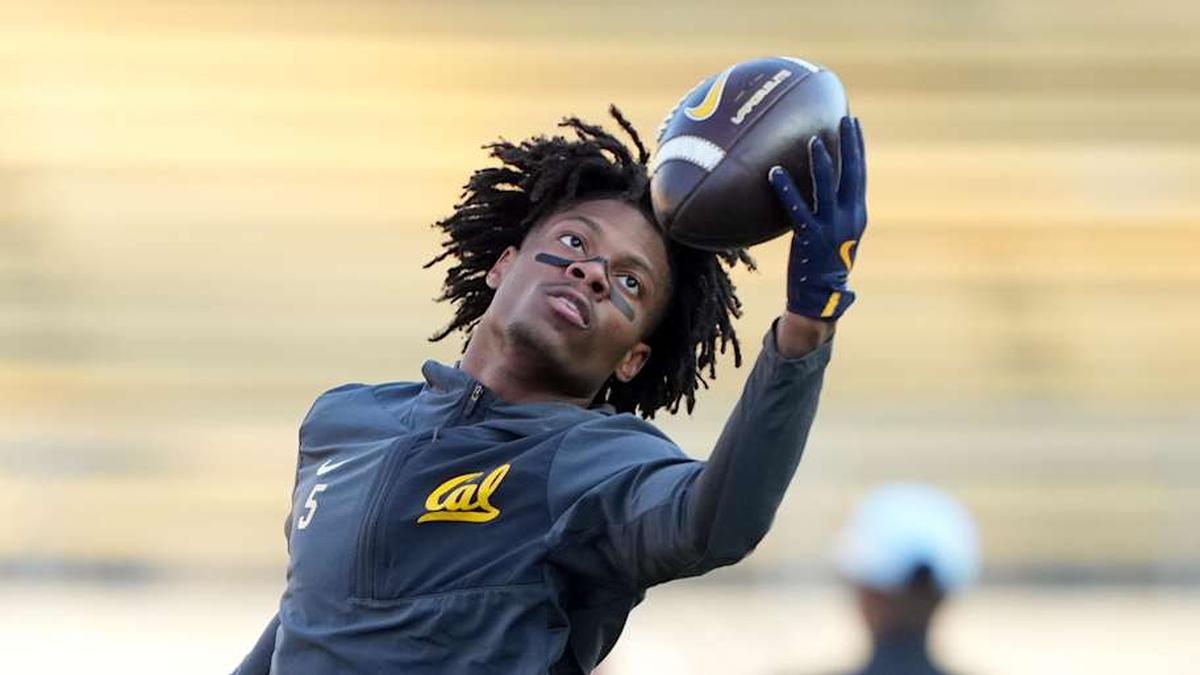  Nov 29, 2025; Berkeley, California, USA; California Golden Bears defensive back Hezekiah Masses (5) warms up before the game against the Southern Methodist Mustangs at California Memorial Stadium. Mandatory Credit: Darren Yamashita-Imagn Images | Darren Yamashita-Imagn Images 