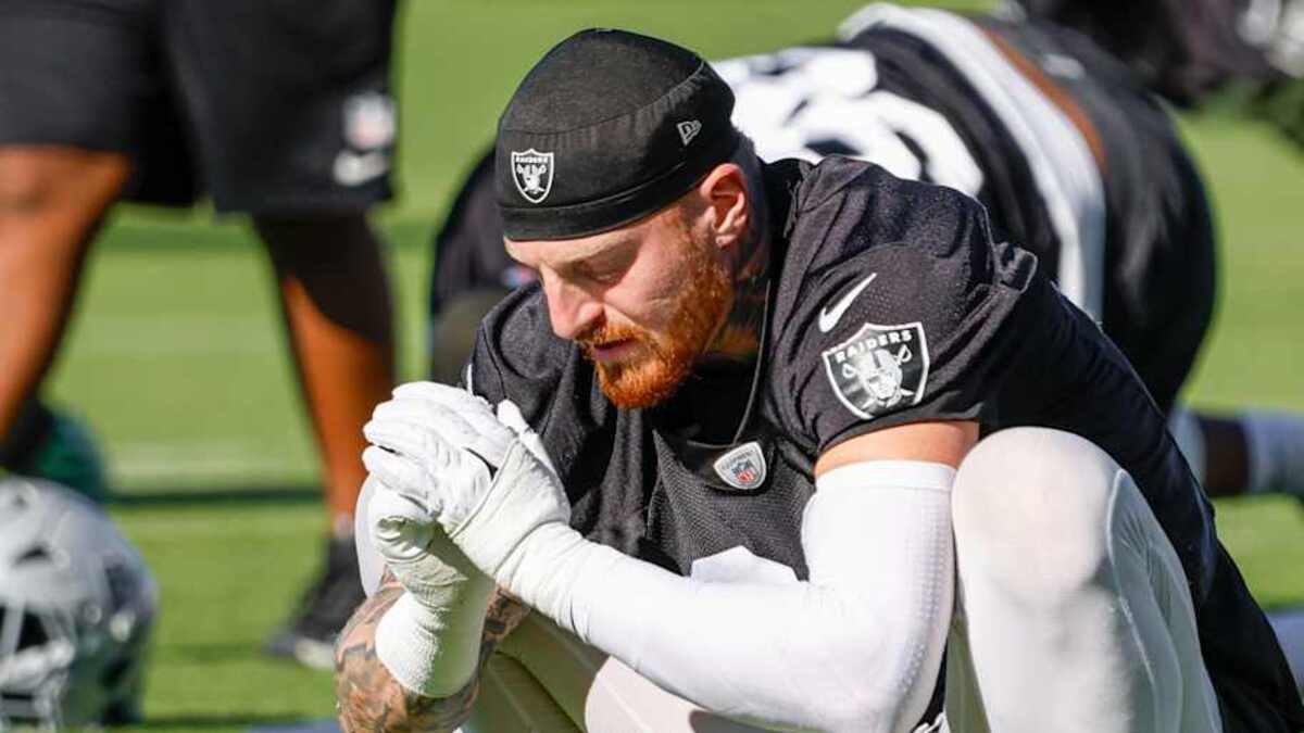  Las Vegas Raiders Superstar DE Maxx Crosby | Darrell Craig Harris, On SI 