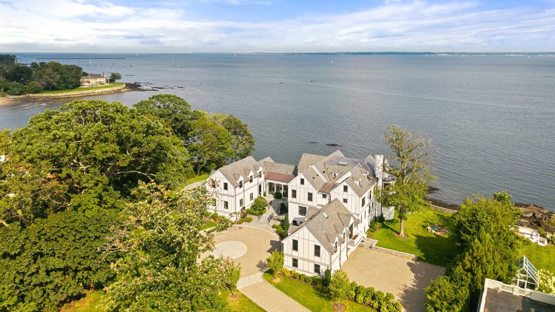 Inside a $16 Million Waterfront Home in One of New York's Most Coveted Westchester Enclaves 