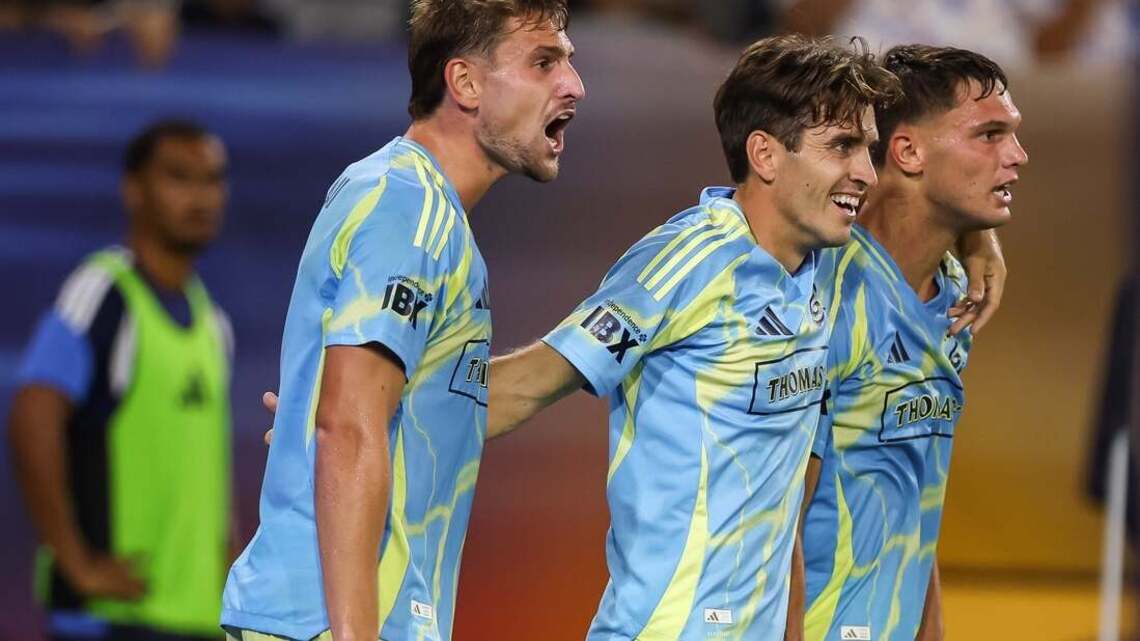 Surging Union test Sporting Kansas City 