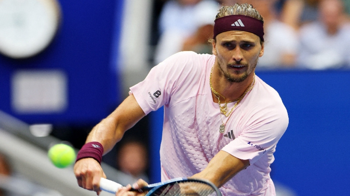 Tennis-Zverev banishes US Open demons with victory over Shelton 