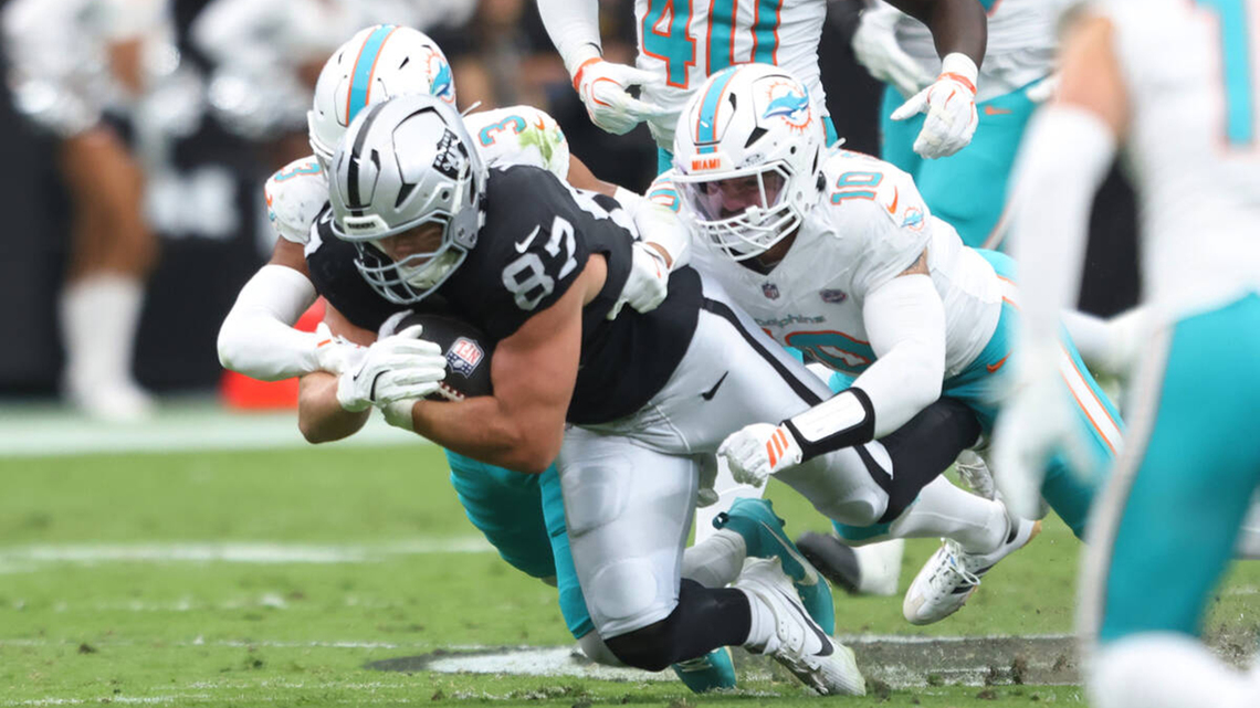 Kirk Cousins, Ashton Jeanty push Raiders past Dolphins for Week 1 win