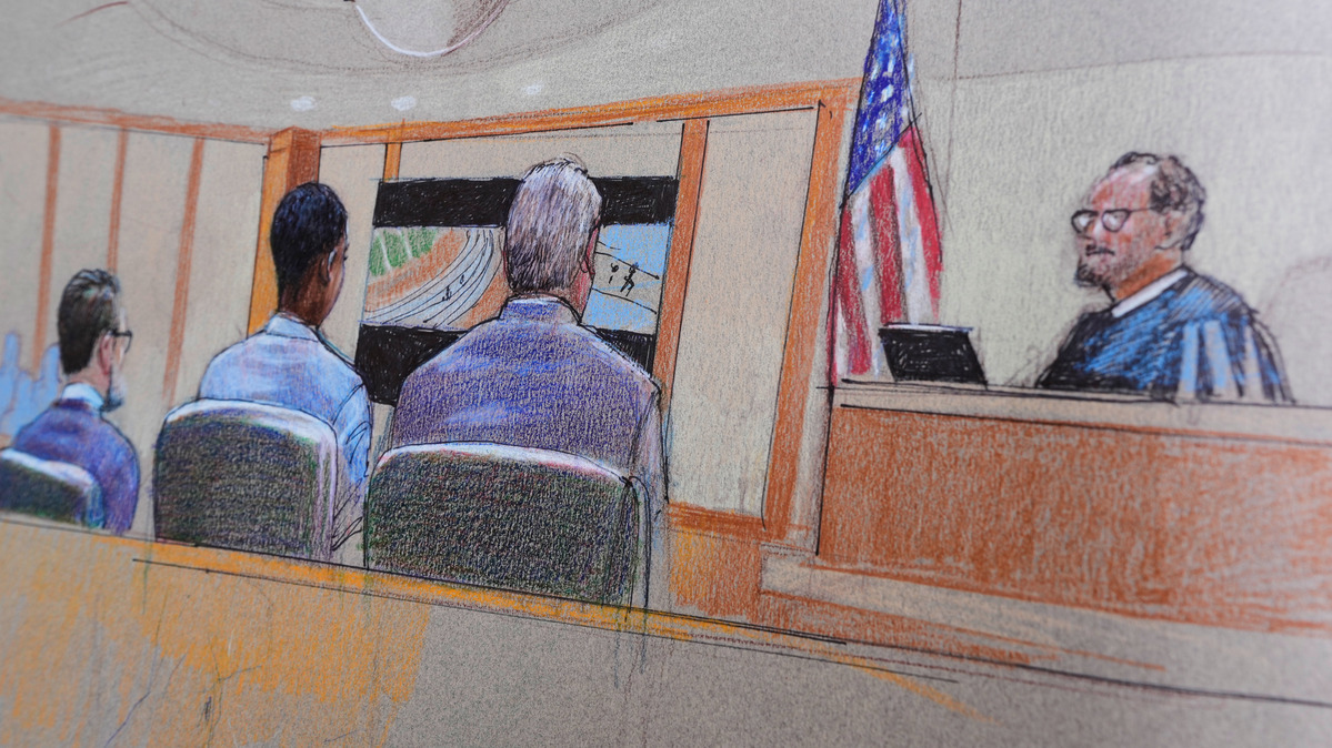 Track Meet Student Killed. A courtroom sketch, provided by Pat Lopez shows Karmelo Anthony, center, at the defense table, the jury on the left and the presiding judge on the right, on Thursday, June 4, 2026, in McKinney, Texas, during the trial of a teen accused of fatally stabbing another during a track meet in suburban Dallas last year. (Pat Lopez via AP)
