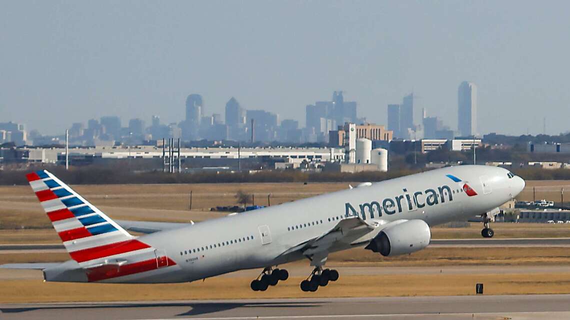 American Airlines to end some free business class upgrades for elite flyers 