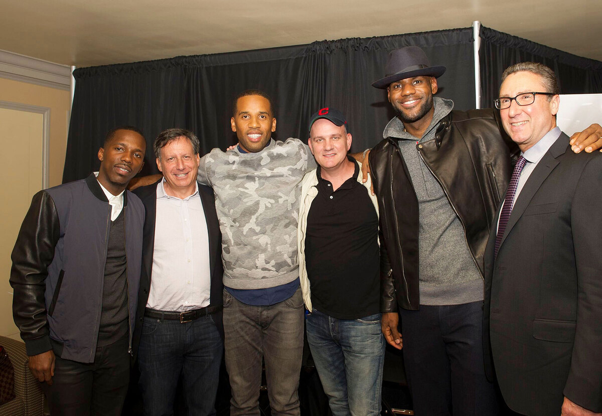  Phil Long/Invision/AP/Shutterstock 