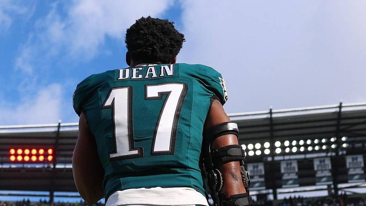  Dec 14, 2025; Philadelphia, Pennsylvania, USA; Philadelphia Eagles linebacker Nakobe Dean (17) stands during the National Anthem before the game against the Las Vegas Raiders at Lincoln Financial Field. Mandatory Credit: Bill Streicher-Imagn Images | Bill Streicher-Imagn Images 
