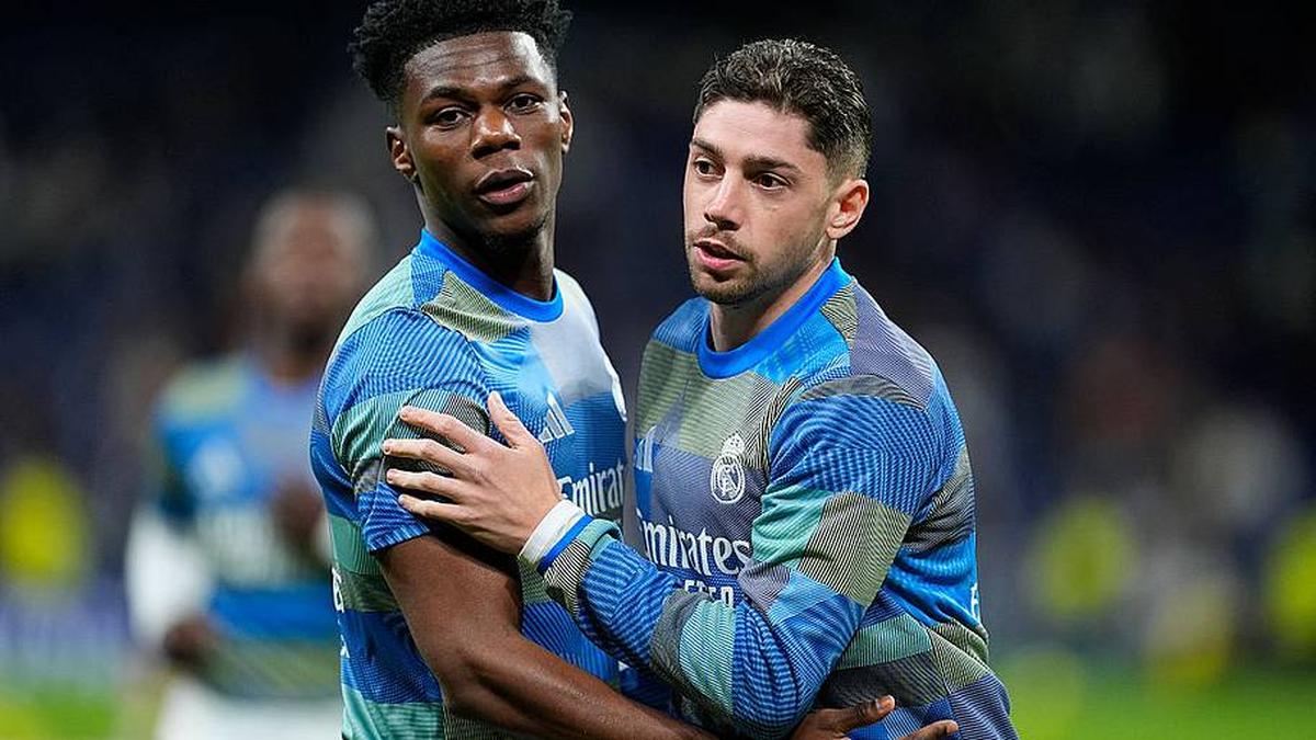  Federico Valverde and Aurélien Tchouaméni got into a fight on Thursday. | Oscar J. Barroso/Europa Press via Getty Images 