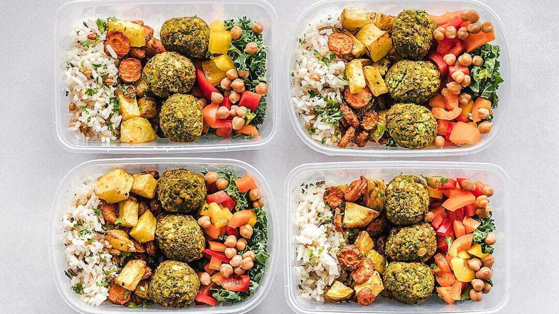 When healthy eating meets a busy schedule: The search for nutrition that fits real life 