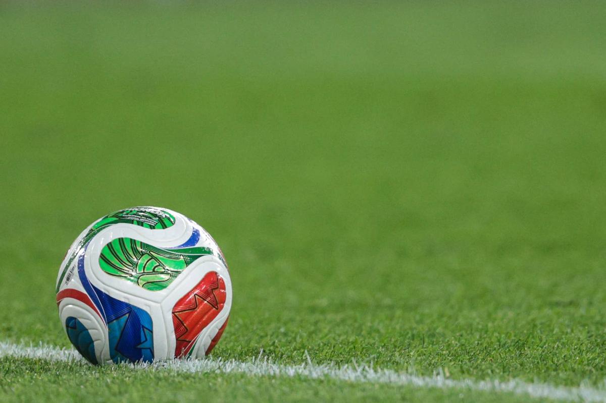  A general view of an adidas FIFA World Cup 2 Pro Official match ball Vincent Carchietta-Imagn Images