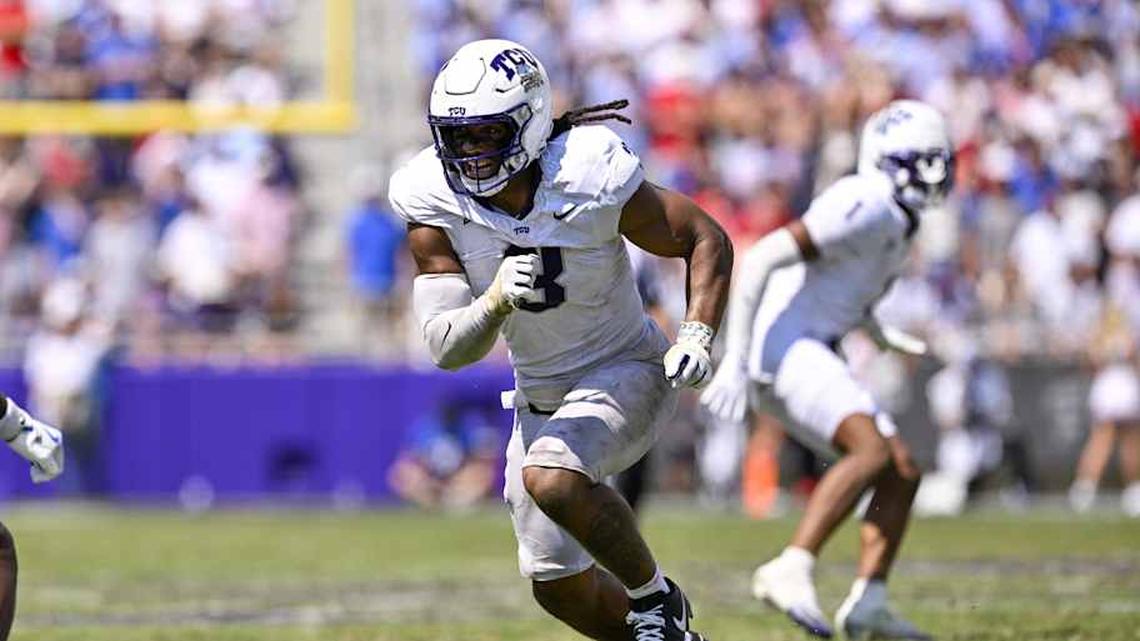  Sep 20, 2025; Fort Worth, Texas, USA; TCU Horned Frogs linebacker Kaleb Elarms-Orr (3) rushes the line during the game between the TCU Horned Frogs and the SMU Mustangs at Amon G. Carter Stadium. Mandatory Credit: Jerome Miron-Imagn Images | Jerome Miron-Imagn Images 