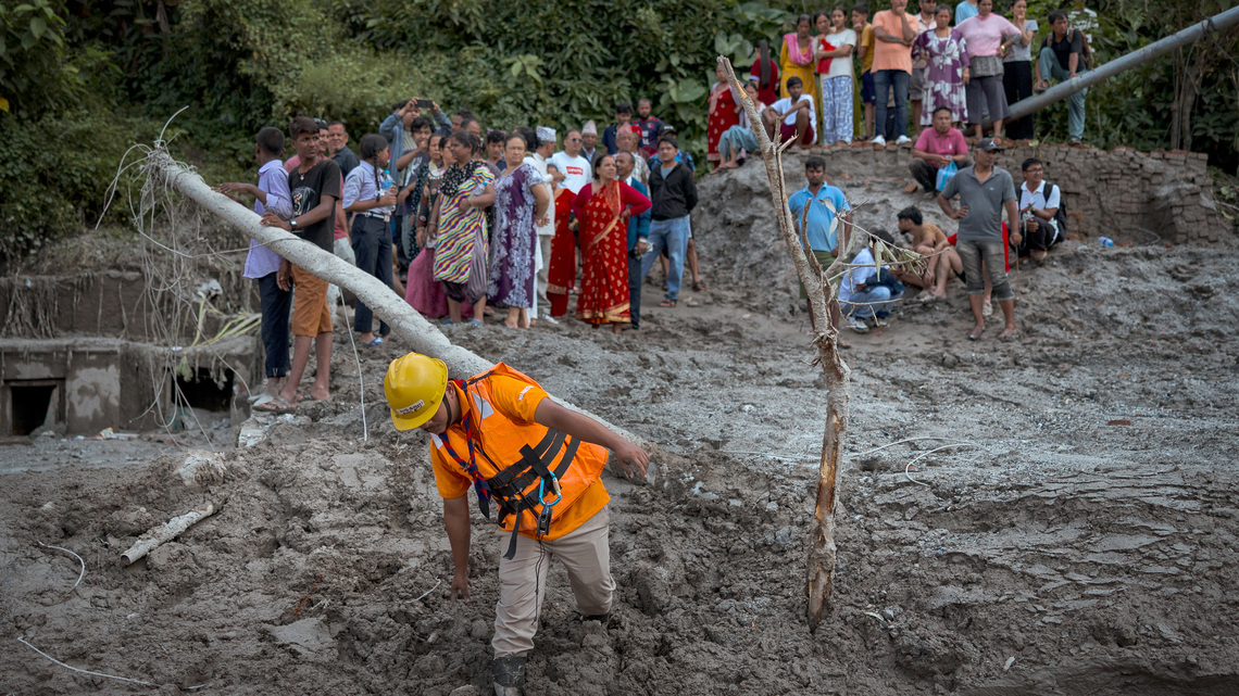 Head teacher saved 900 pupils from Nepal floods in dramatic evacuation 