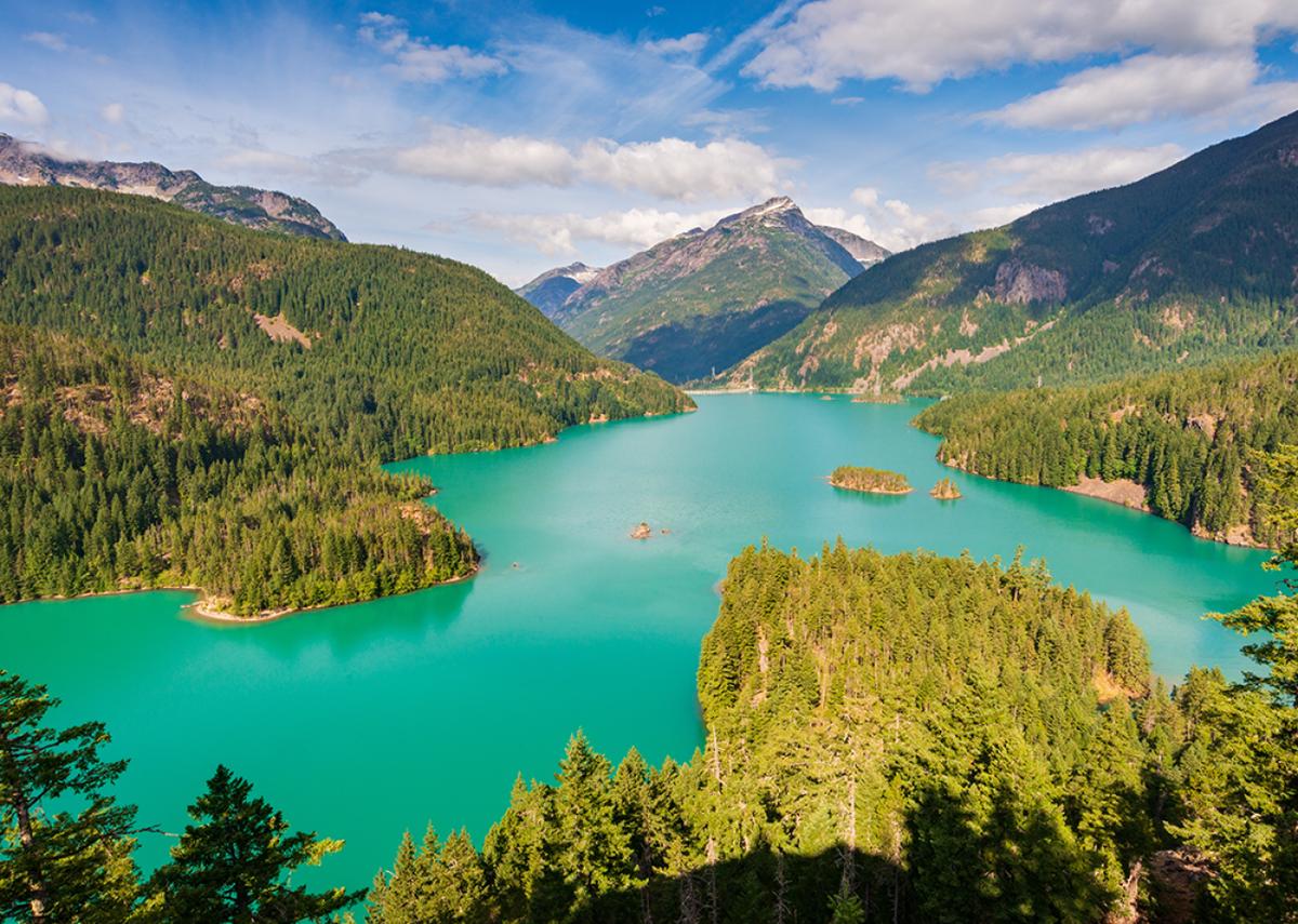  Zack Frank // Shutterstock 