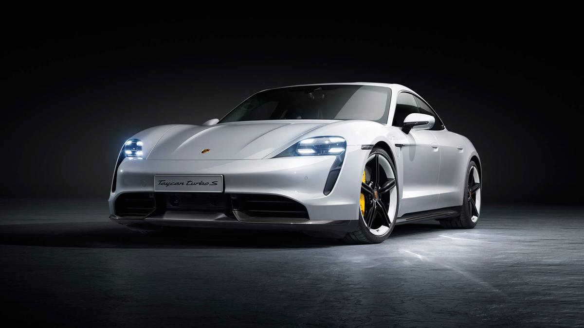  Porsche Taycan Turbo S