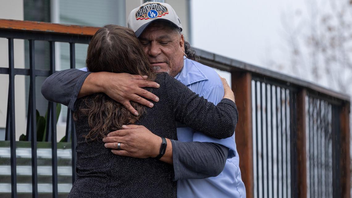This LA mailman retired after 42 years. Hundreds showed up to his farewell party 